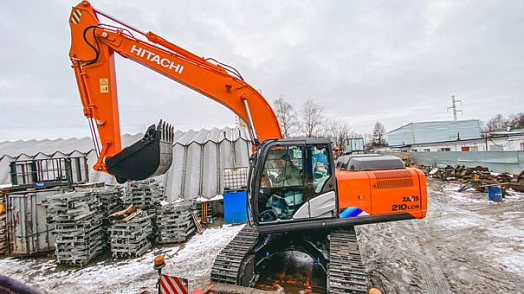 Новинка - Гусеничный экскаватор Hitachi 210