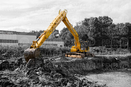 Фото Длиннорукий Komatsu PC300LC в прокат 