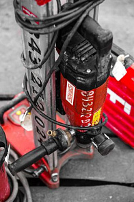 Фото Установка алмазного бурения Hilti DD130 в прокат 