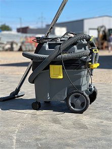 фото пылесос влажной и сухой уборки KARCHER